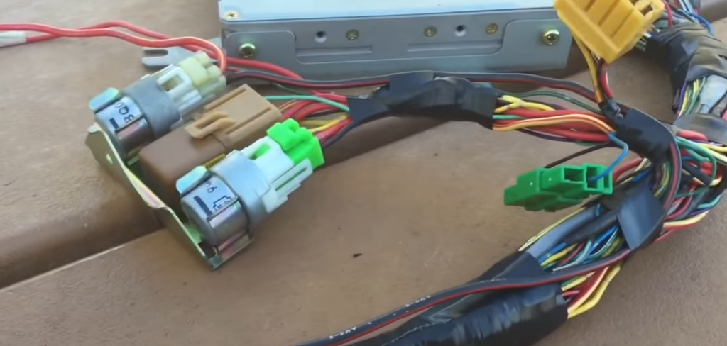 ¿Cómo verificar un arnés de cableado con un multímetro?