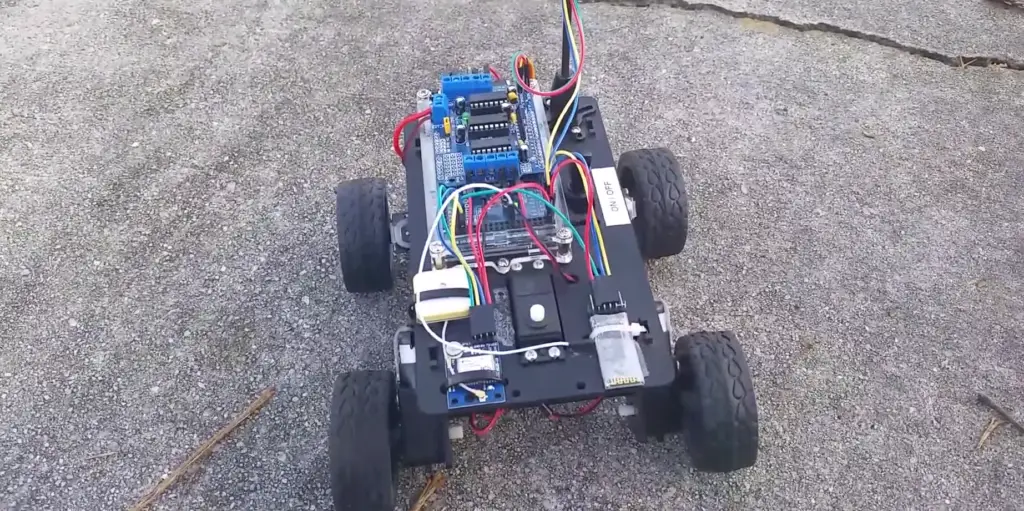 Robot controlado por GPS con Arduino