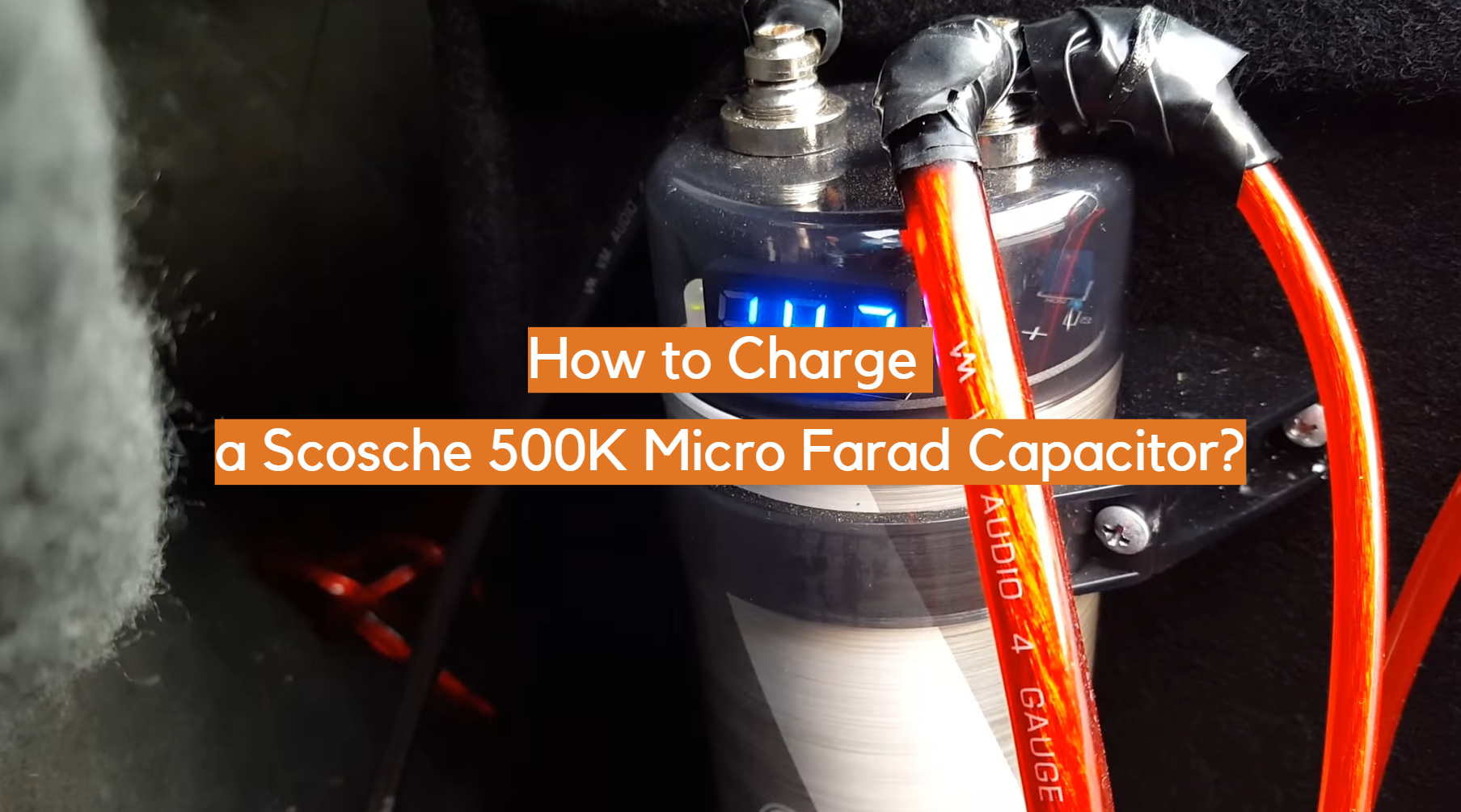 ¿Cómo cargar un condensador microfaradio Scosche 500K?