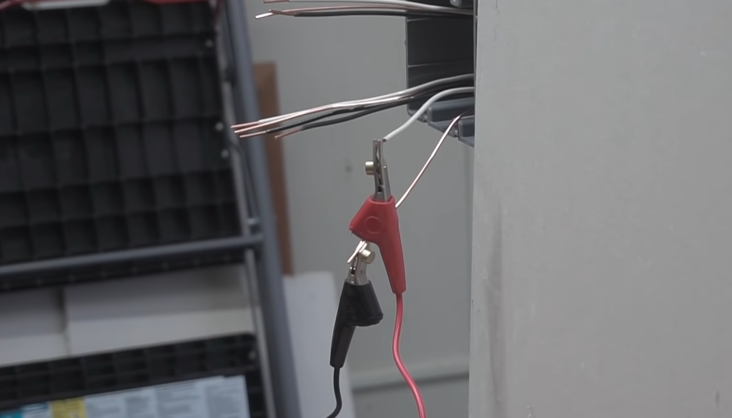 ¿Cómo rastrear un cable sin energía?