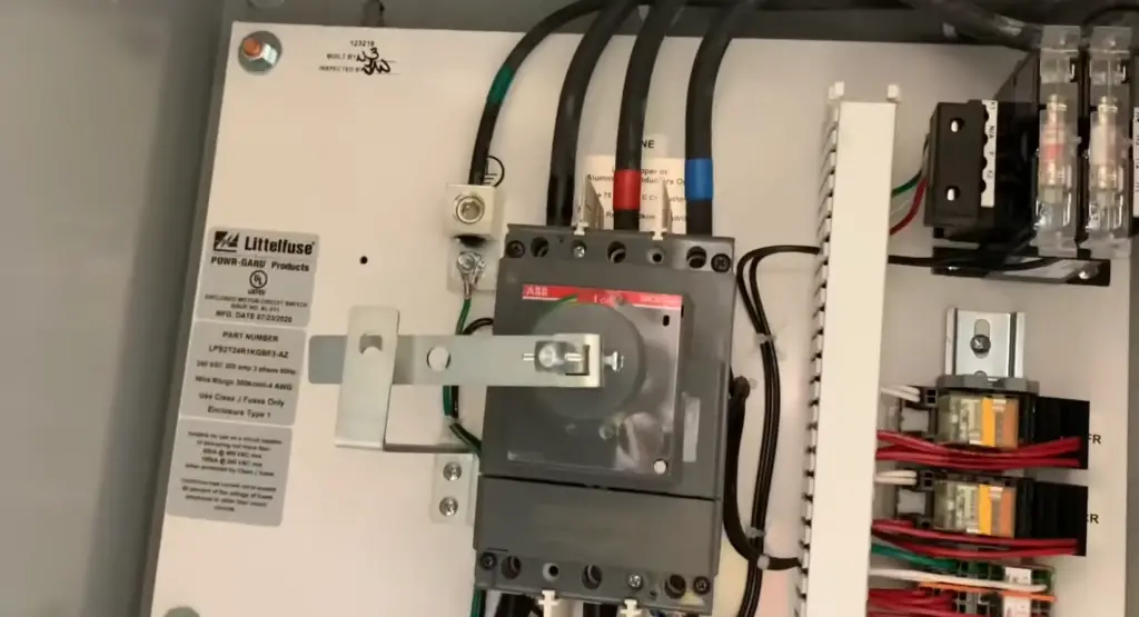 ¿Cómo conectar un transformador de 480 V a 120 V?