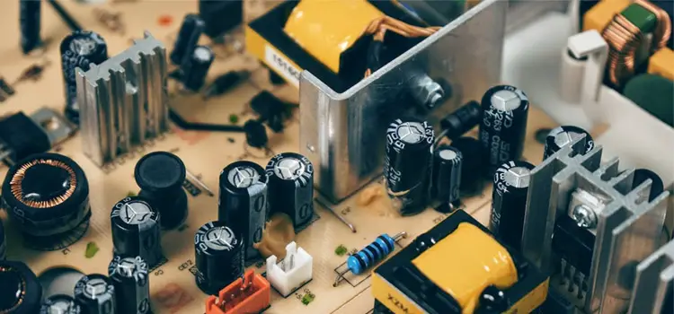 Circuitos amplificadores con amplificadores operacionales inversores, no inversores y MOSFET.