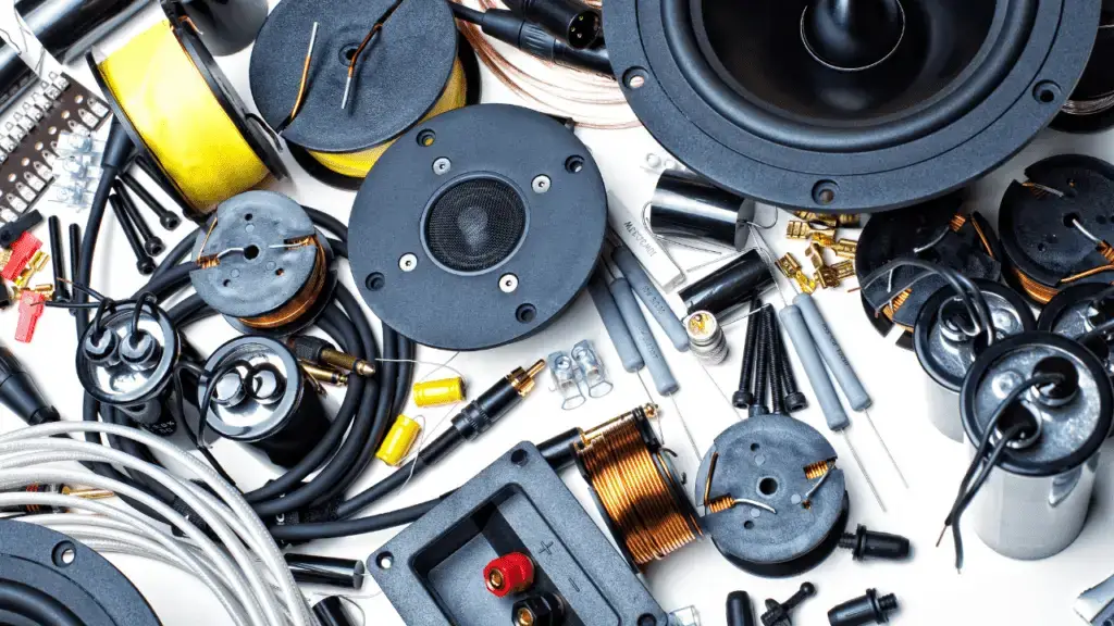 Cómo probar cables de altavoz positivos y negativos con multímetro