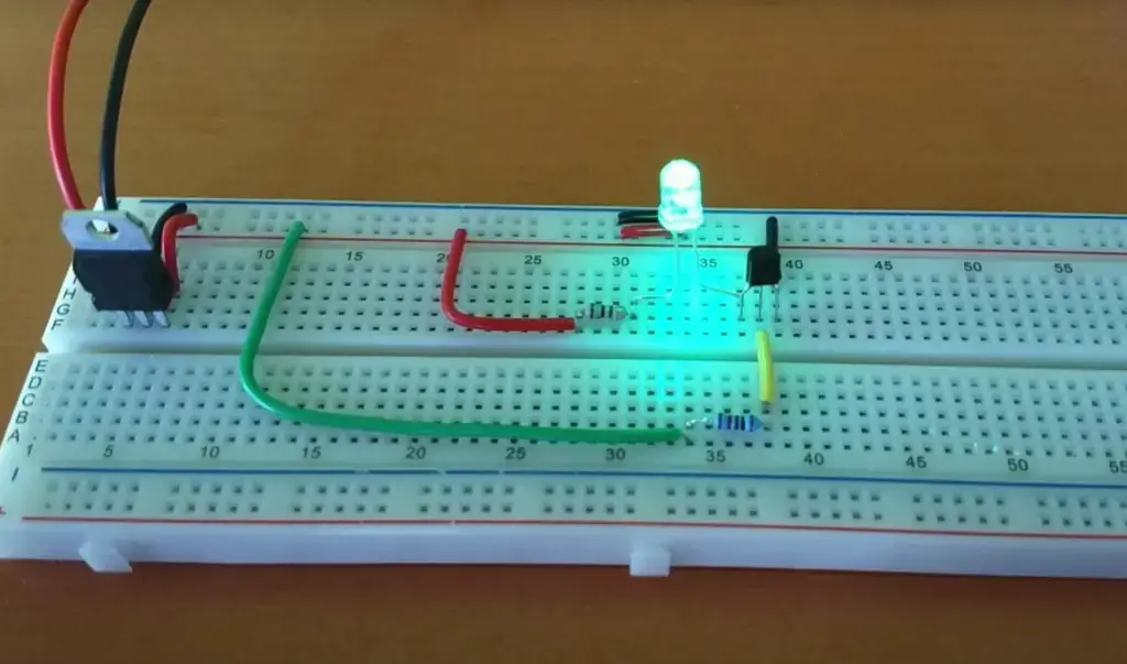 ¿Cómo usar un transistor como interruptor?