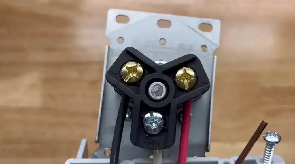 ¿Cuántos amperios utiliza una secadora de 240 V?
